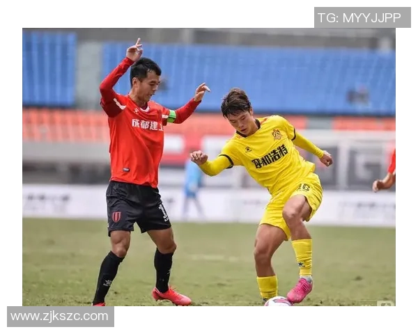 成都兴城迎战呼和浩特争夺中甲联赛关键三分的激烈对决